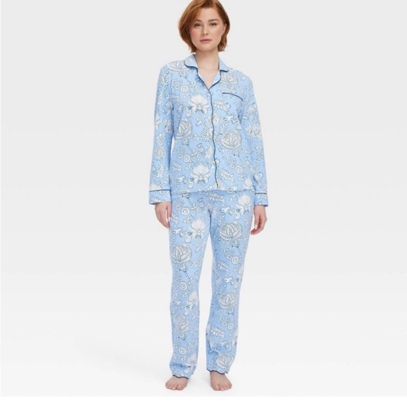 Roller Rabbit x Target Floral Vines Print Long Sleeve Pajama Set - Picture 2 of 5